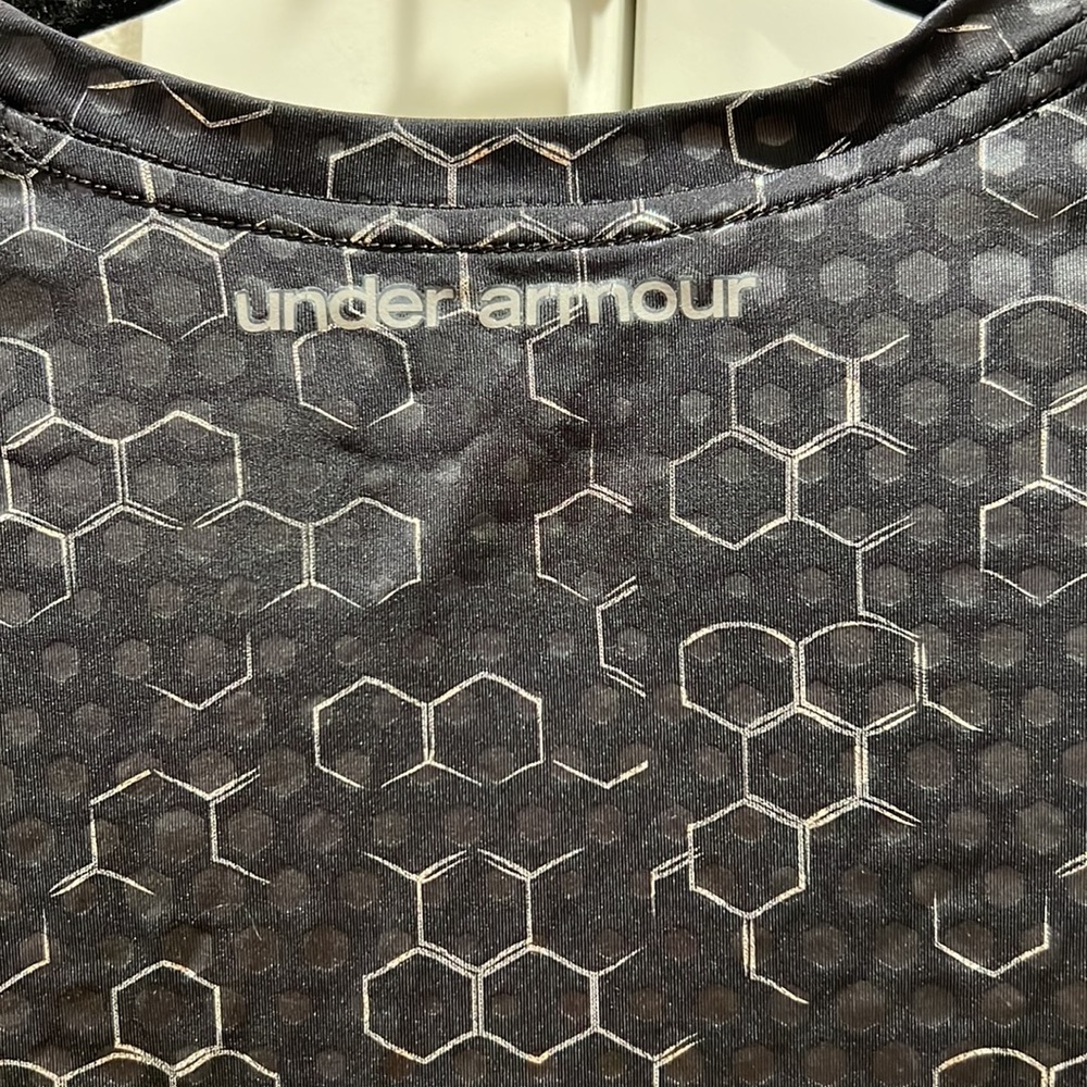 Under Armour long sleeve lightweight - Picture 5 of 5
